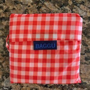 BAGGU Red Gingham Standard